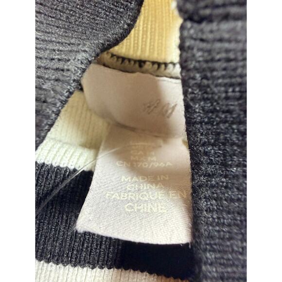 Women’s H&M Mock Neck Striped Sweater – Size Medium – White & Black – Excellent - Picture 3 of 7